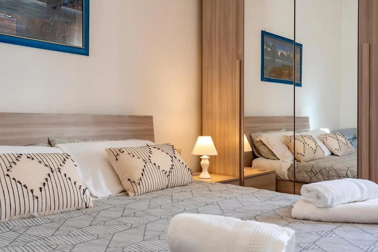 Sardinia Rooms Alghero 2*,  Italien